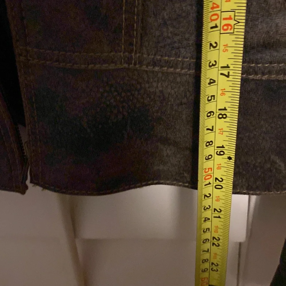 Leather jacket - Picture 5 of 5